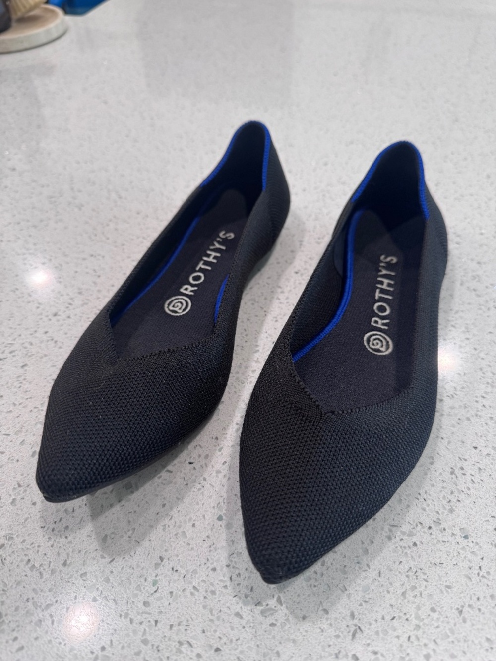 Rothy’s The Point Black Blue Knit Flats Women’s Size 8.5 Washable Comfort Shoe